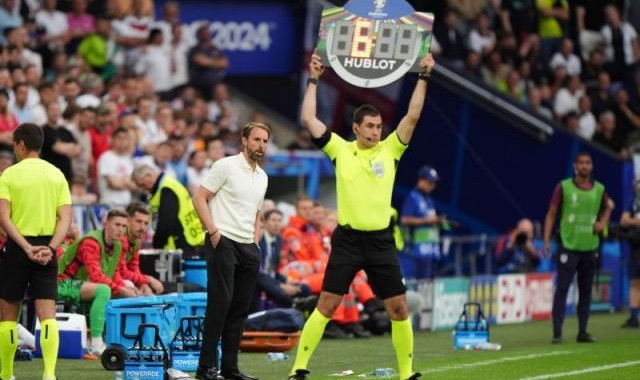 刺激！精彩？英格兰有必要把比赛踢成这样吗？