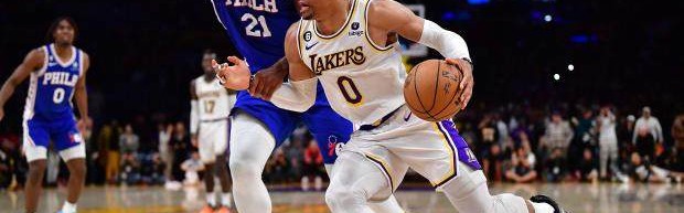 kaiyun-最后一攻潦草收场！韦少被犯规？哈姆坚持不喊暂停